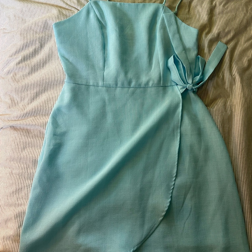 Elegant Blue Sleeveless Dress